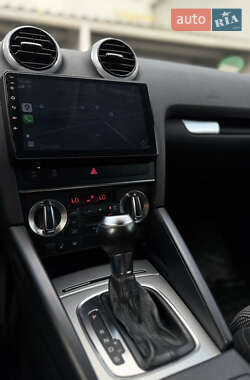 Хэтчбек Audi A3 2011 в 
