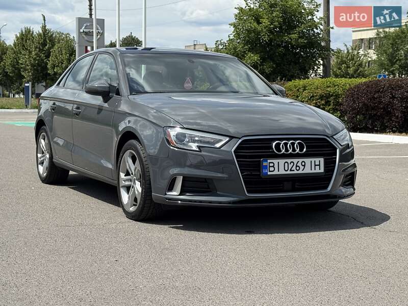 Седан Audi A3 2017 в Полтаве