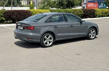 Седан Audi A3 2017 в 