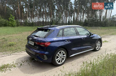 Хэтчбек Audi A3 2023 в 