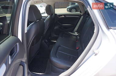 Седан Audi A3 2016 в 