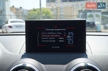 Седан Audi A3 2016 в 