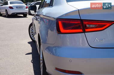 Седан Audi A3 2016 в 