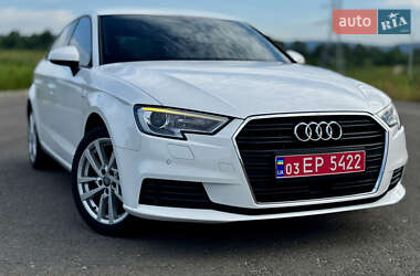 Хэтчбек Audi A3 2020 в 