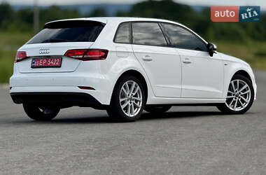 Хэтчбек Audi A3 2020 в 
