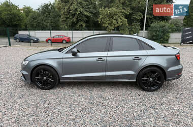 Седан Audi A3 2017 в 