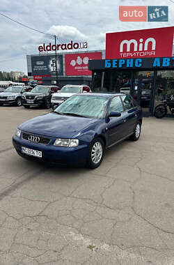 Хэтчбек Audi A3 1999 в Киеве