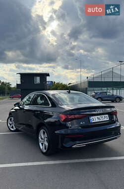 Седан Audi A3 2022 в 