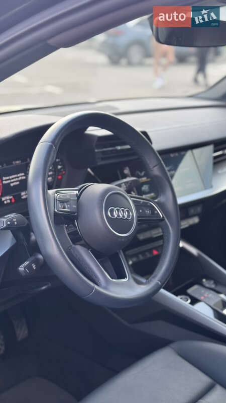 Седан Audi A3 2022 в Киеве