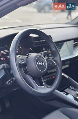 Седан Audi A3 2022 в 