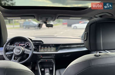 Седан Audi A3 2022 в 