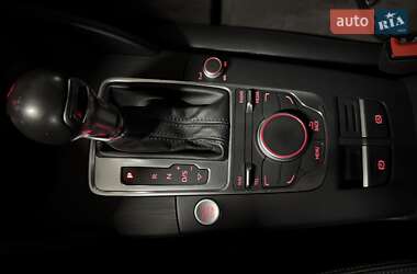 Хэтчбек Audi A3 2016 в 