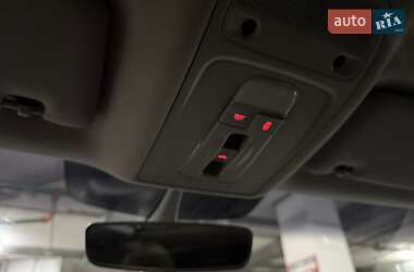 Хэтчбек Audi A3 2016 в 