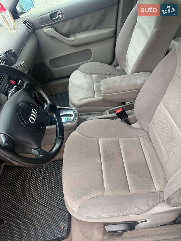 Хэтчбек Audi A3 1999 в Виньковцах