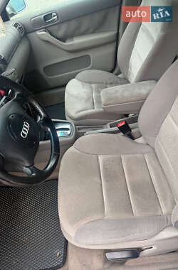 Хетчбек Audi A3 1999 в 