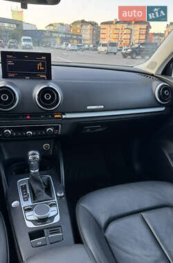 Седан Audi A3 2015 в 