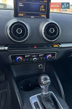 Седан Audi A3 2015 в 
