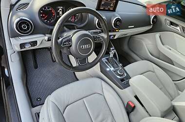 Седан Audi A3 2016 в 