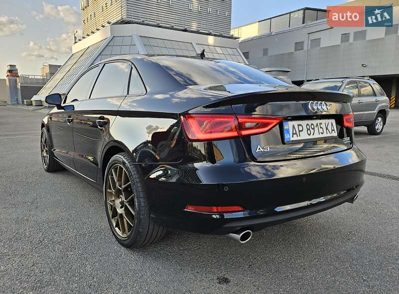 Седан Audi A3 2016 в Днепре