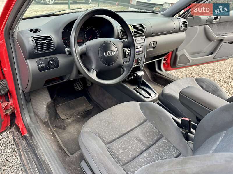 Хэтчбек Audi A3 1999 в Сумах