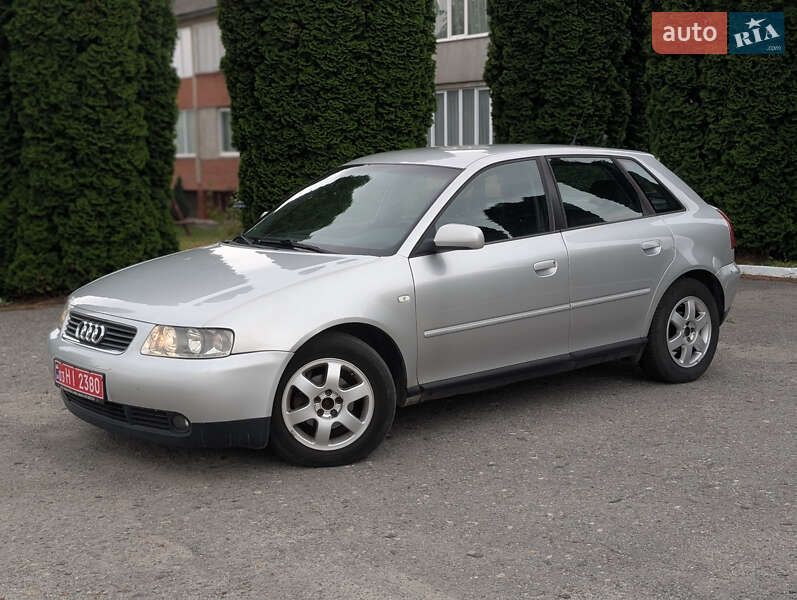 Хэтчбек Audi A3 2000 в Дубно