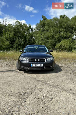 Хэтчбек Audi A3 2004 в 