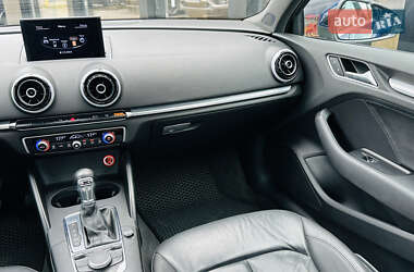 Седан Audi A3 2015 в 