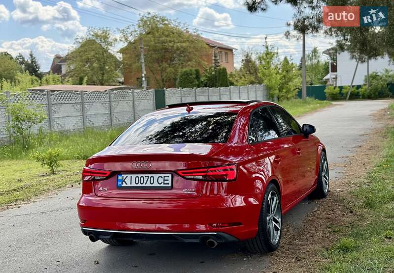 Седан Audi A3 2016 в Киеве