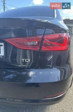 Седан Audi A3 2016 в 