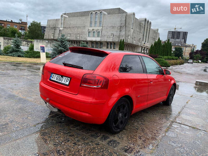 Хэтчбек Audi A3 2004 в Черкассах