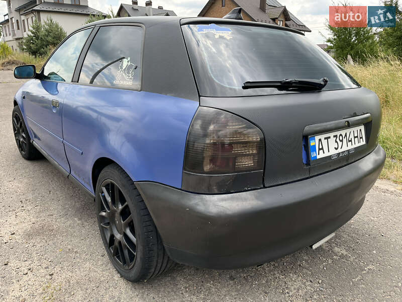 Хэтчбек Audi A3 1998 в Городке