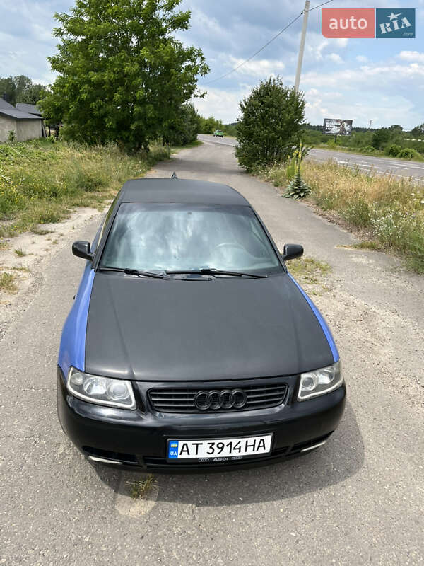 Хэтчбек Audi A3 1998 в Городке
