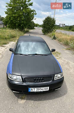 Хэтчбек Audi A3 1998 в 