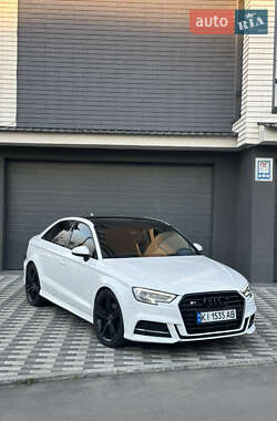 Седан Audi A3 2016 в 