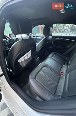 Седан Audi A3 2016 в 