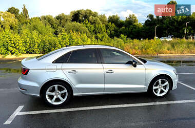Седан Audi A3 2014 в 