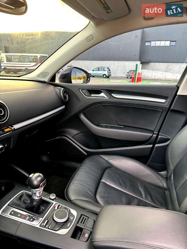 Седан Audi A3 2014 в Ирпене