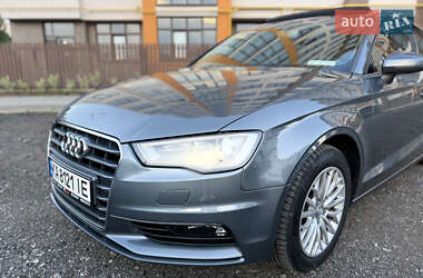 Седан Audi A3 2016 в 