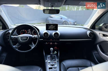 Седан Audi A3 2016 в 