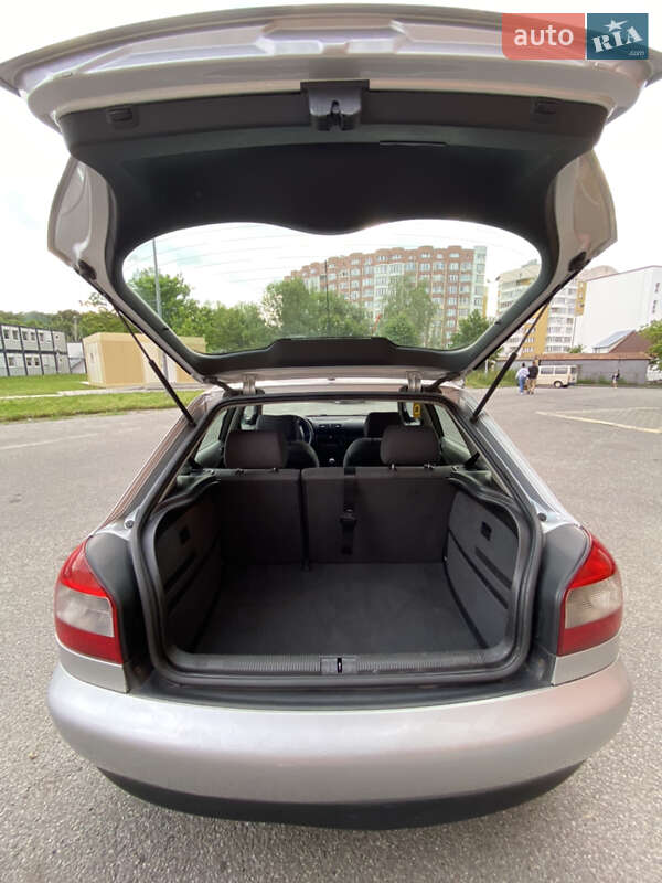 Хэтчбек Audi A3 2000 в Львове