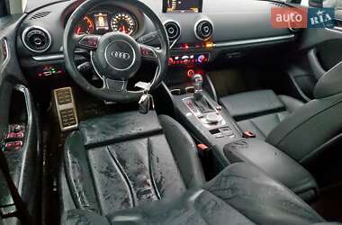 Седан Audi A3 2015 в 