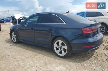 Седан Audi A3 2018 в 