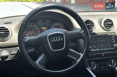 Хетчбек Audi A3 2011 в 