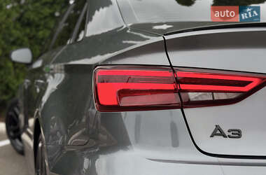 Седан Audi A3 2019 в 