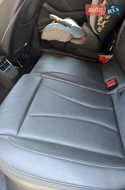 Хэтчбек Audi A3 2016 в 