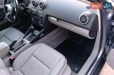 Хэтчбек Audi A3 2005 в 
