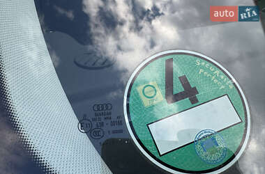 Хэтчбек Audi A3 2006 в 