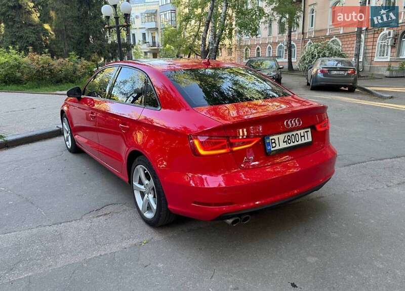 Седан Audi A3 2014 в Львове