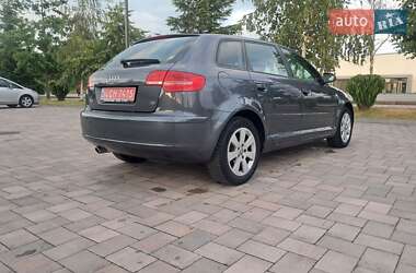 Хэтчбек Audi A3 2005 в 