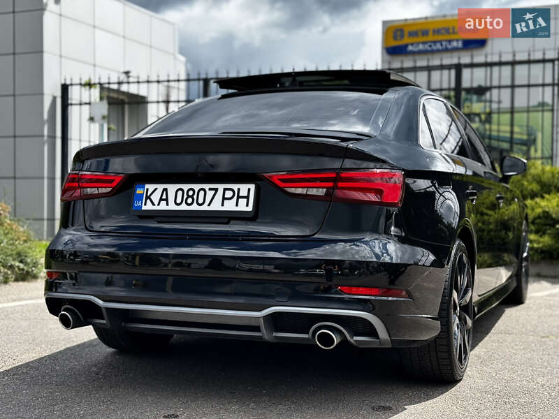 Седан Audi A3 2019 в Киеве